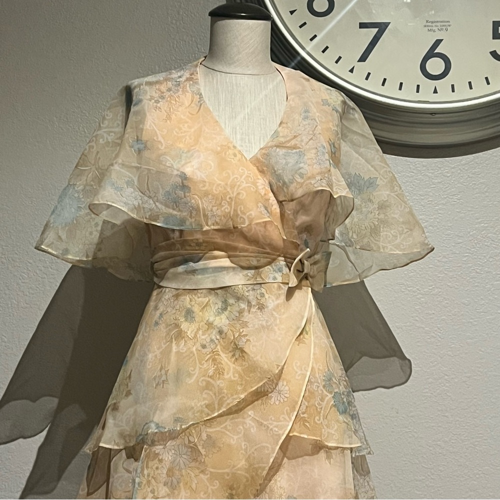 Vintage Peach Floral Maxi Dress